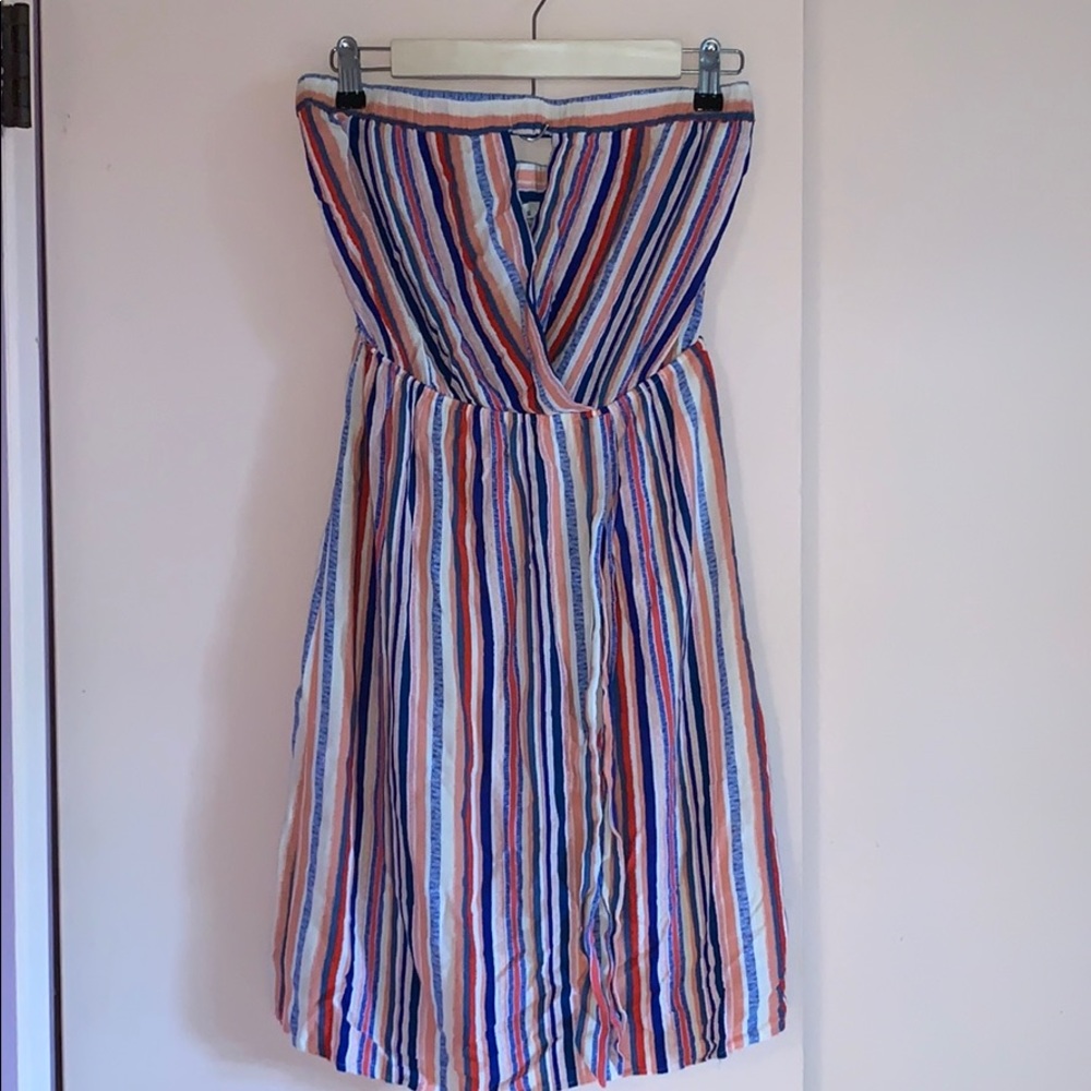 STRAPLESS SUMMER DRESS